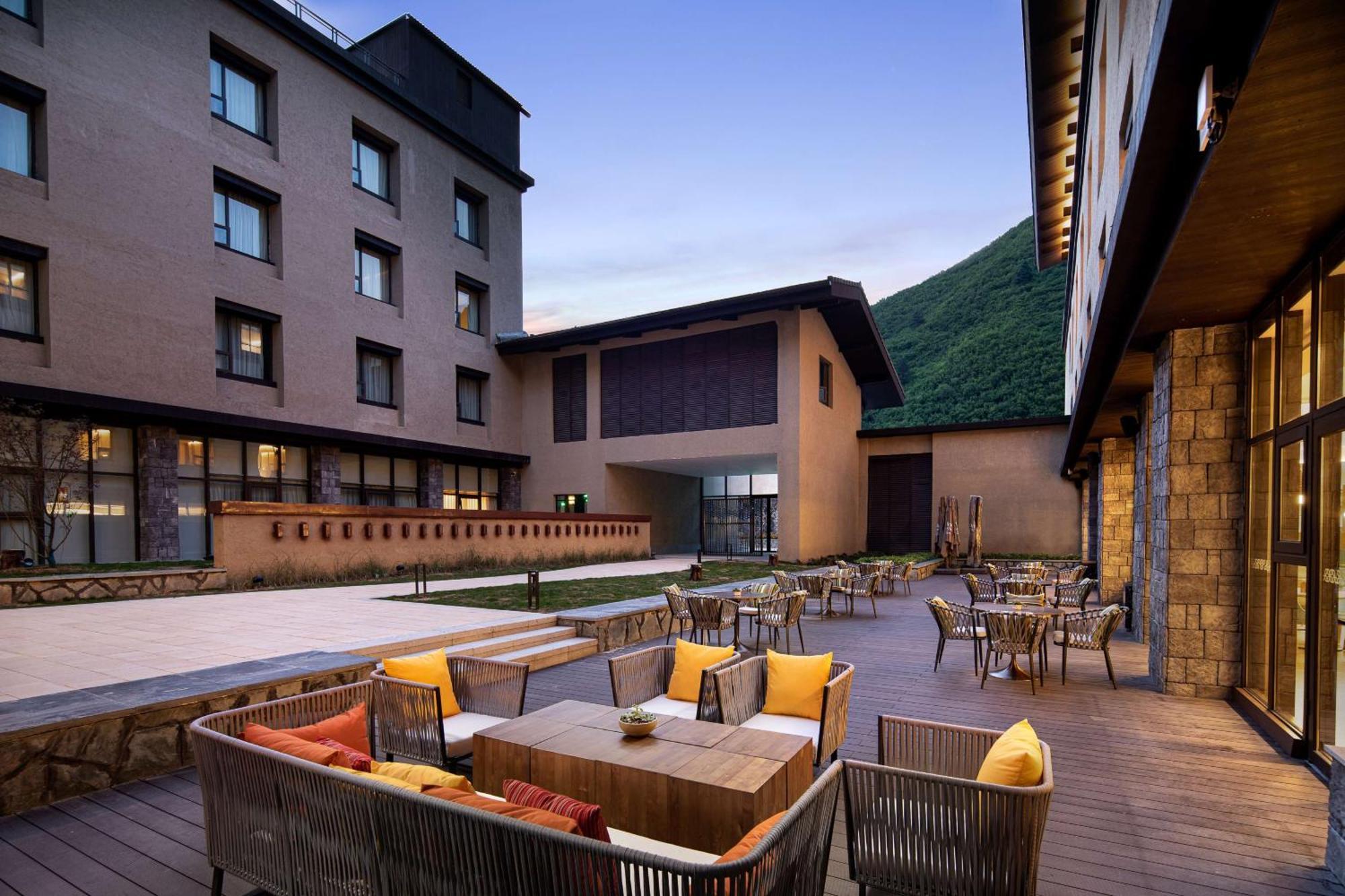 Hilton Garden Inn Jiuzhaigou Εξωτερικό φωτογραφία